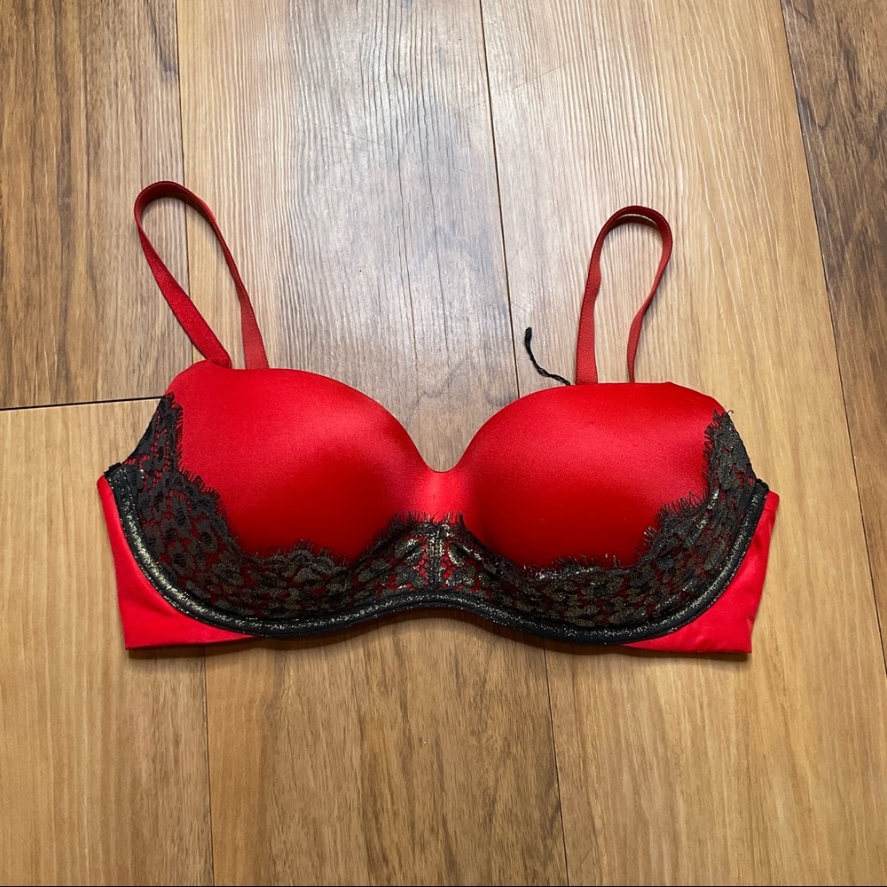 Victoria’s Secret Red Black Lace Push-Up Bra 34D